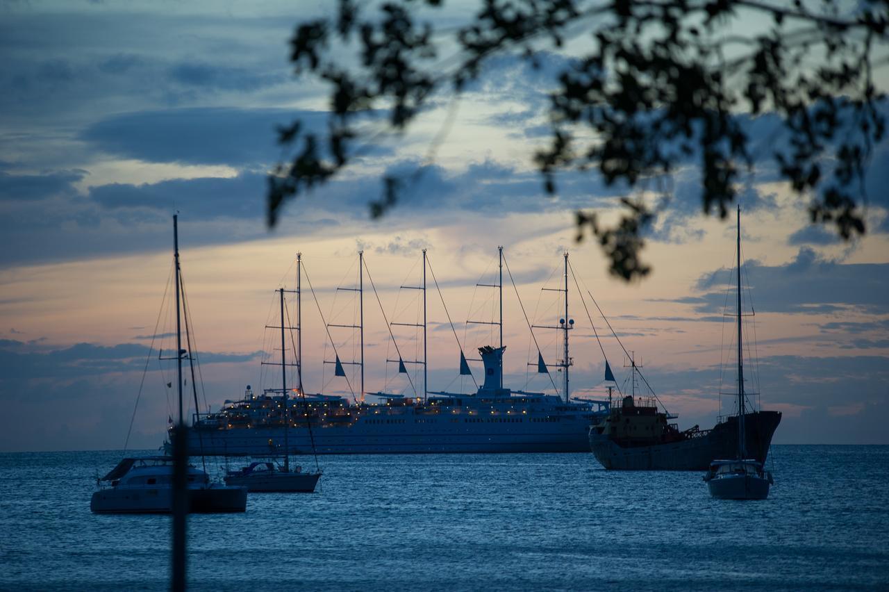 Bequia Plantation Hotel Port Elizabeth エクステリア 写真